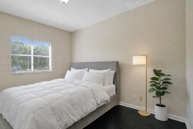 4403 Woodland Cir, Tamarac, FL 33319