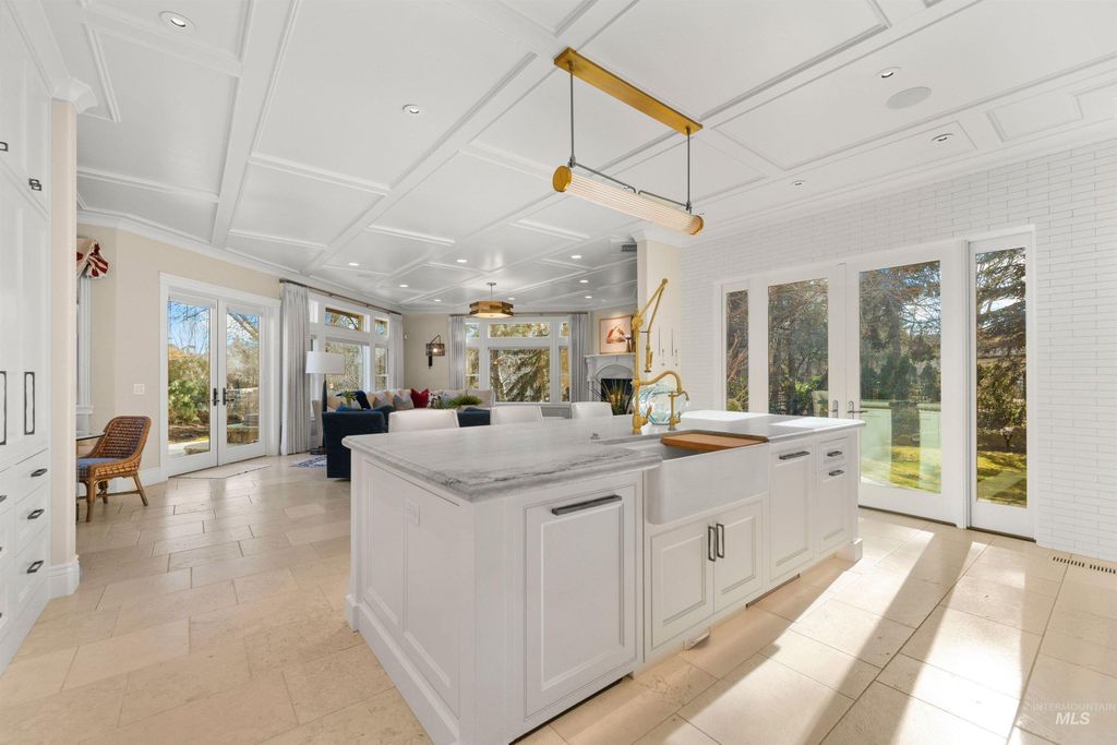 1122 W Two Rivers Lane, Eagle, ID 83616 photo 3