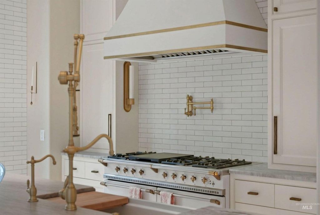 1122 W Two Rivers Lane, Eagle, ID 83616 photo 6