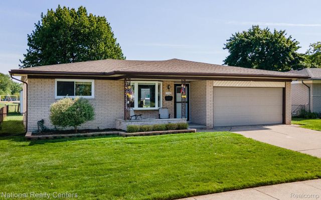 1760 Westwood Drive, Madison Heights, MI 48071