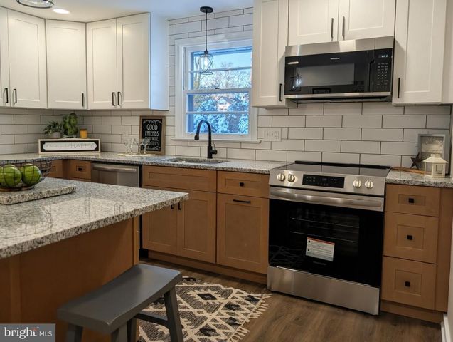 617 CRESCENT AVE, Lansdale, PA 19446