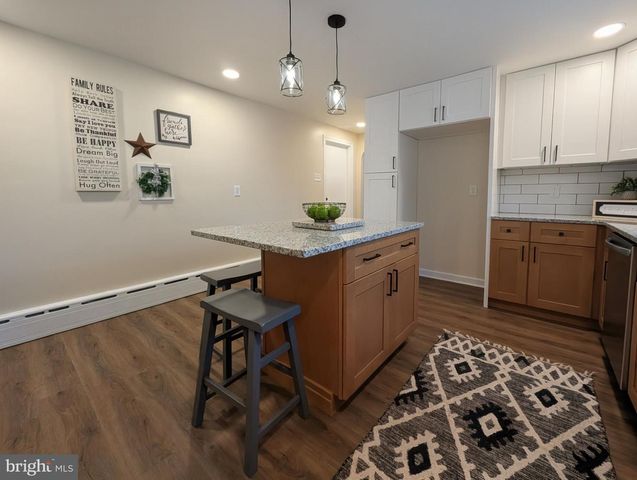 617 CRESCENT AVE, Lansdale, PA 19446