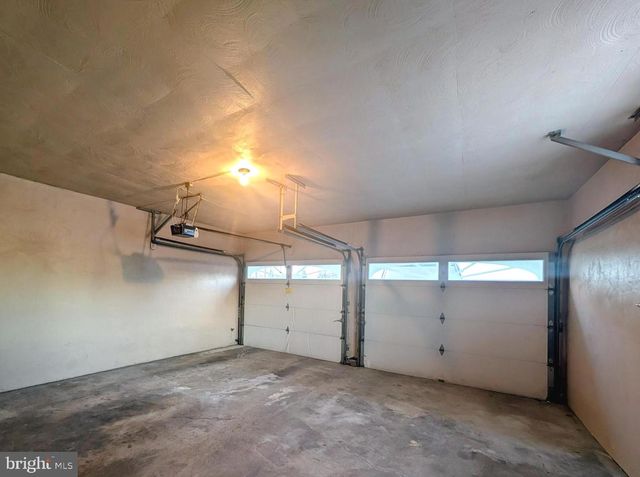 617 CRESCENT AVE, Lansdale, PA 19446