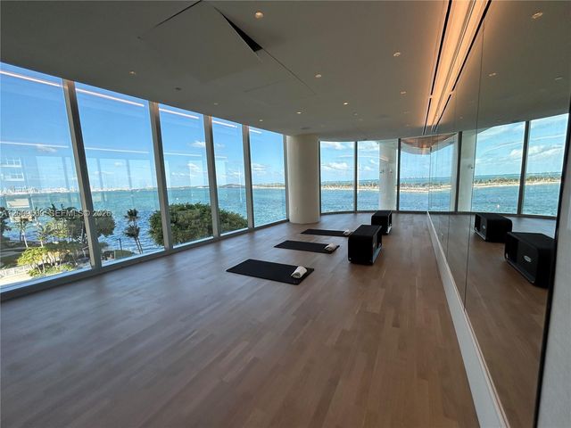 175 SE 25th Rd 1204, Miami, FL 33129