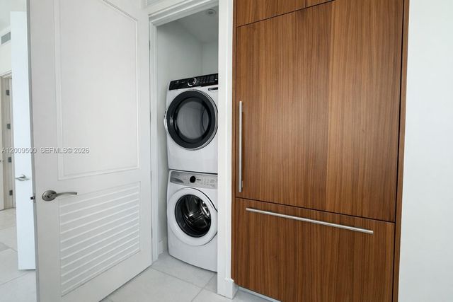 175 SE 25th Rd 1204, Miami, FL 33129