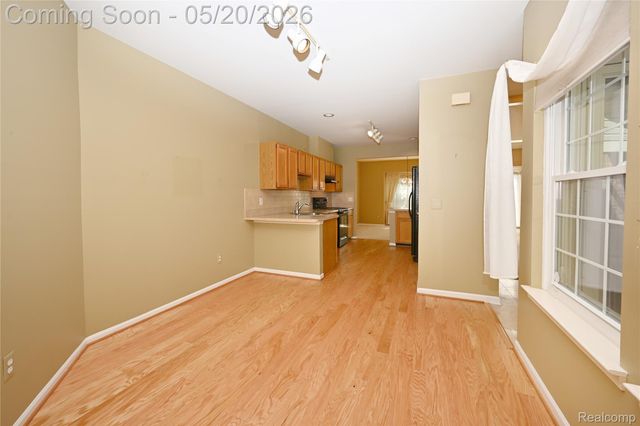 1146 Fairways Boulevard 23, Troy, MI 48085