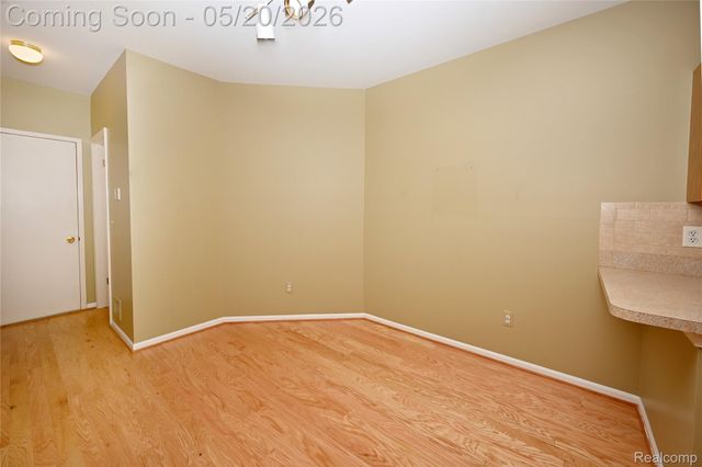 1146 Fairways Boulevard 23, Troy, MI 48085