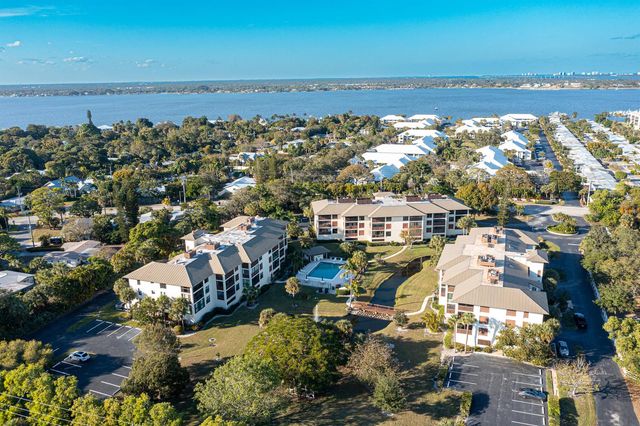 162 SE Saint Lucie Boulevard B403, Stuart, FL 34996