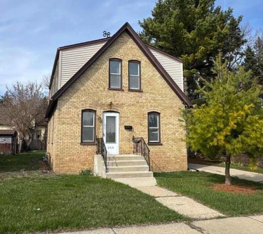 2318 54th STREET, Kenosha, WI 53140