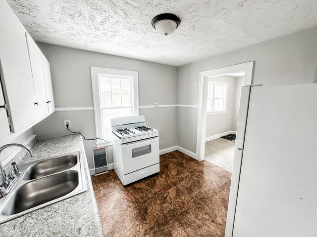 2626 Morton Street, Anderson, IN 46016