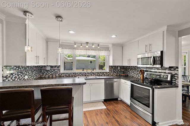 5360 Frankwill Avenue, Independence Charter Township, MI 48346