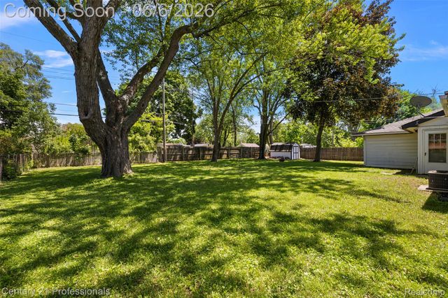 5360 Frankwill Avenue, Independence Charter Township, MI 48346