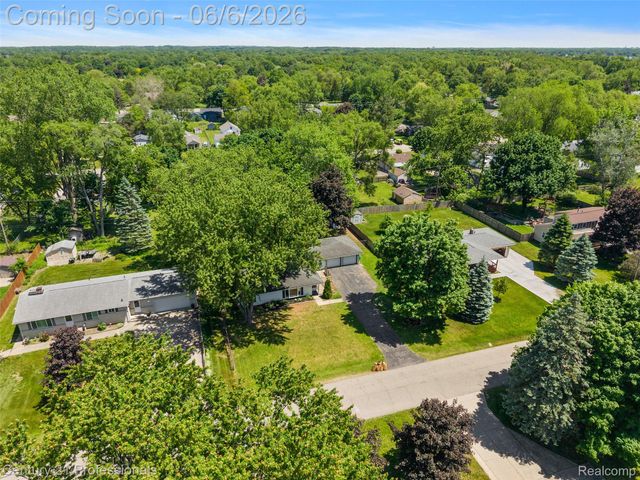 5360 Frankwill Avenue, Independence Charter Township, MI 48346