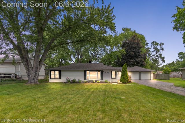 5360 Frankwill Avenue, Independence Charter Township, MI 48346