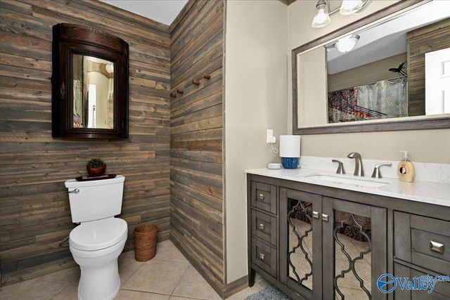 914 Way Thru The Woods SW, Decatur, AL 35603