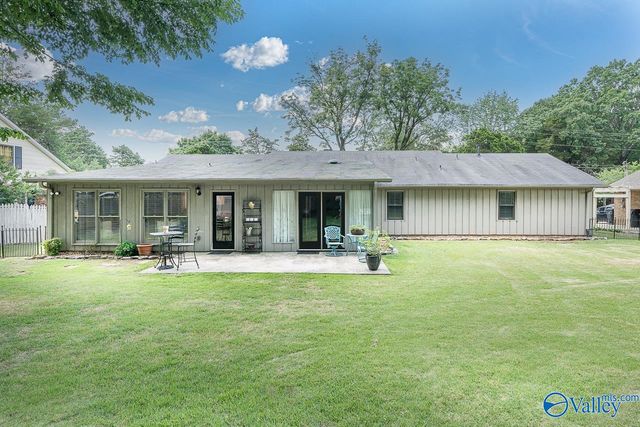 914 Way Thru The Woods SW, Decatur, AL 35603