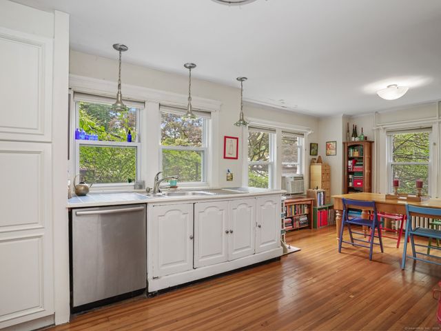 58 Riverdale Avenue, Greenwich, CT 06831