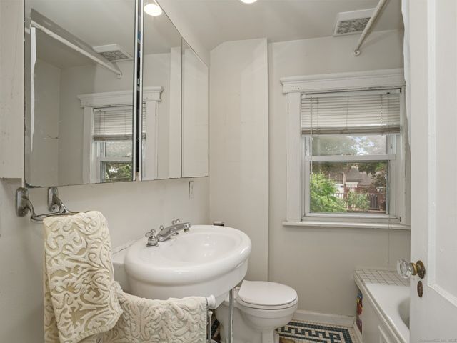 58 Riverdale Avenue, Greenwich, CT 06831