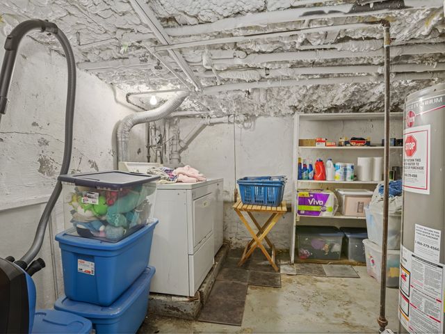 58 Riverdale Avenue, Greenwich, CT 06831