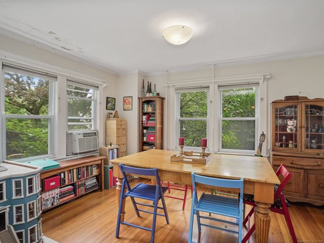 58 Riverdale Avenue, Greenwich, CT 06831