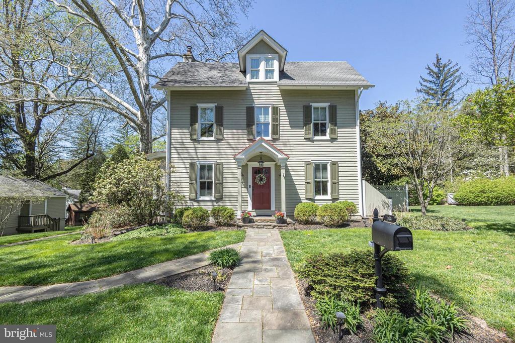 144 BEULAH RD, Doylestown, PA 18901