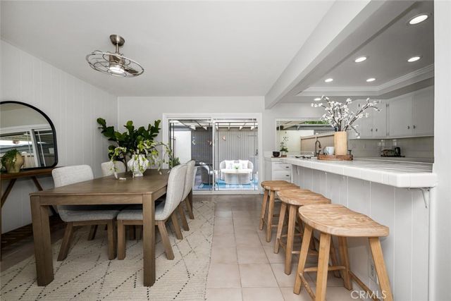 4228 Paseo De Oro, Cypress, CA 90630