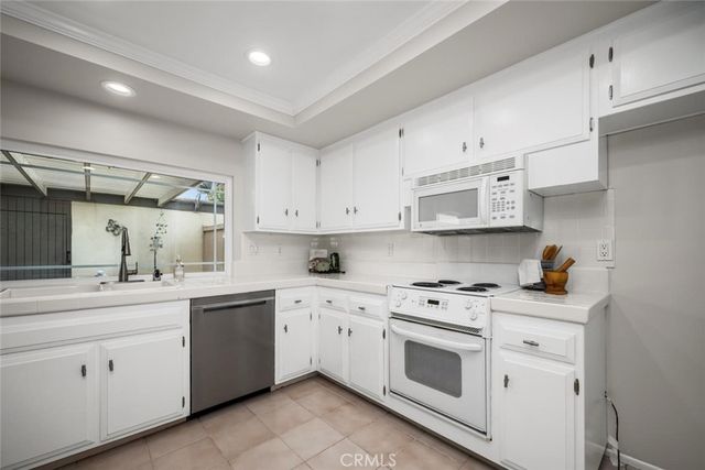 4228 Paseo De Oro, Cypress, CA 90630