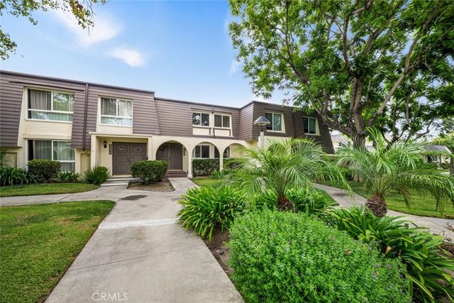 4228 Paseo De Oro, Cypress, CA 90630