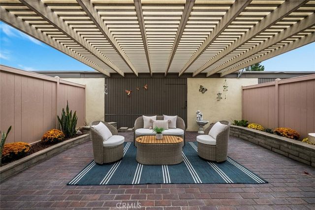 4228 Paseo De Oro, Cypress, CA 90630