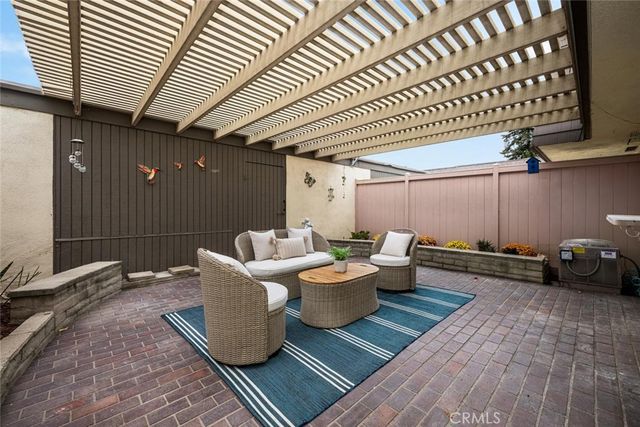 4228 Paseo De Oro, Cypress, CA 90630