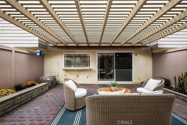 4228 Paseo De Oro, Cypress, CA 90630