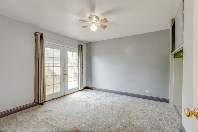 1570 E 26th St, Merced, CA 95340