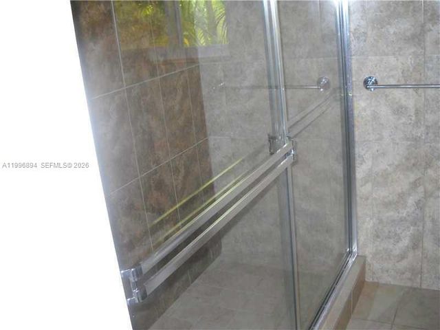 1040 92 ST 3, Bay Harbor Islands, FL 33154