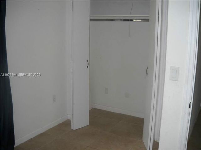 1040 92 ST 3, Bay Harbor Islands, FL 33154