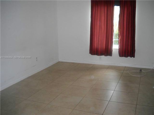 1040 92 ST 3, Bay Harbor Islands, FL 33154