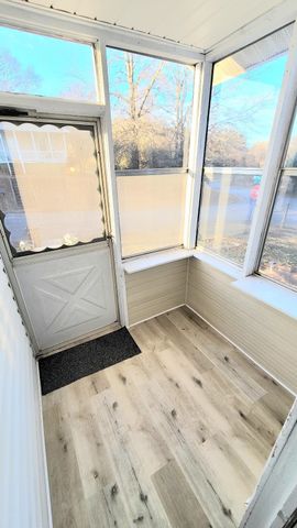 2 2nd Street, Inman, SC 29349