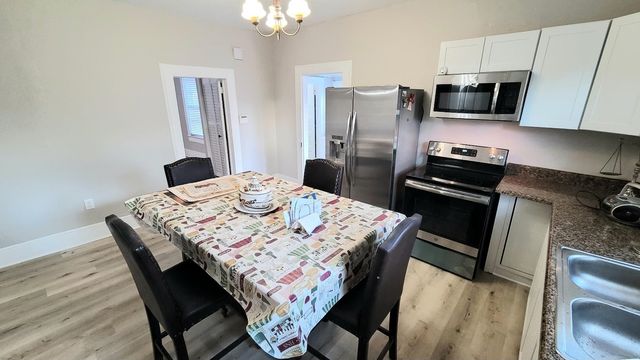 2 2nd Street, Inman, SC 29349