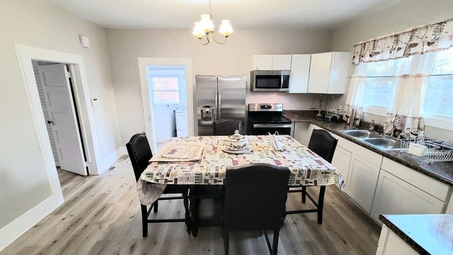 2 2nd Street, Inman, SC 29349