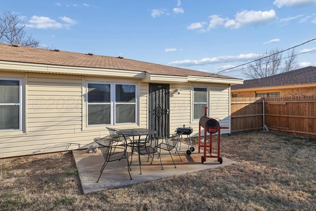 1727 Jennifer Street, Amarillo, TX 79107