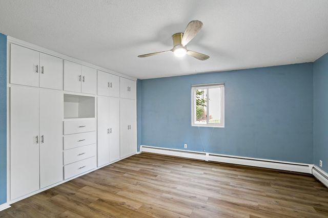 7318 W 22nd Street 111, Saint Louis Park, MN 55426