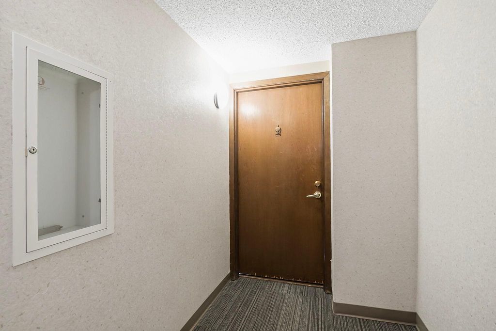 7318 W 22nd Street 111, Saint Louis Park, MN 55426 — photo 3