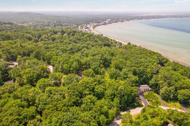 4513 Weathering Heights Road, Traverse City, MI 49686