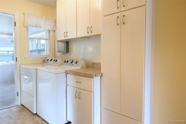 215 White Street, Imlay City, MI 48444