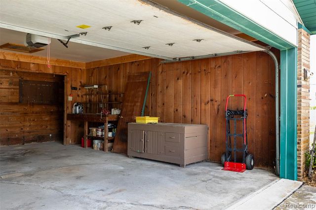 215 White Street, Imlay City, MI 48444