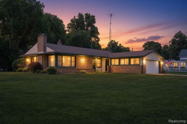 215 White Street, Imlay City, MI 48444
