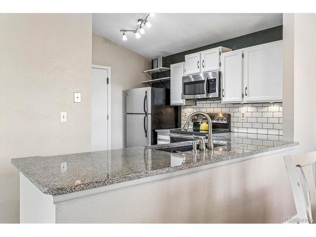 17893 E Columbia Ave, Aurora, CO 80013