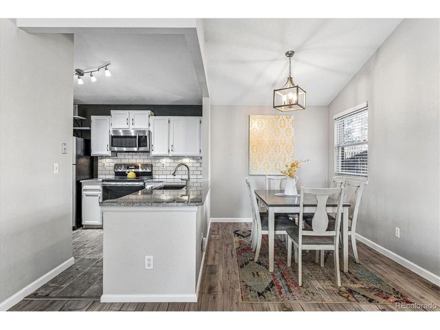 17893 E Columbia Ave, Aurora, CO 80013