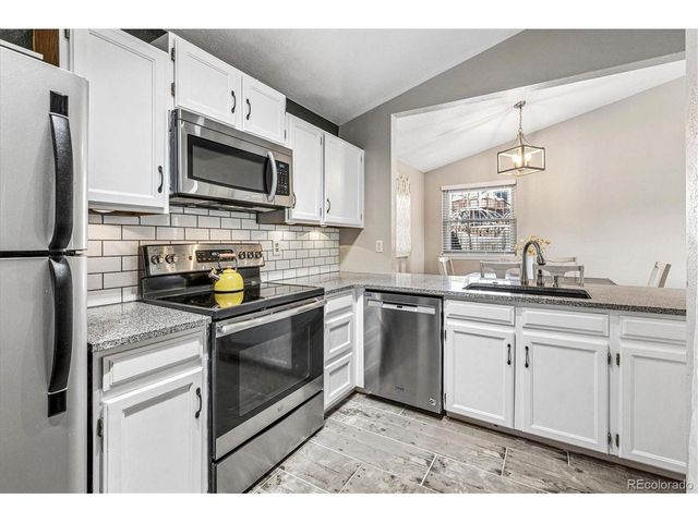 17893 E Columbia Ave, Aurora, CO 80013