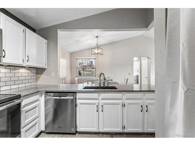 17893 E Columbia Ave, Aurora, CO 80013