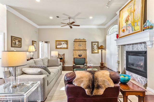 1910 Maplewood Drive, Weatherford, TX 76087